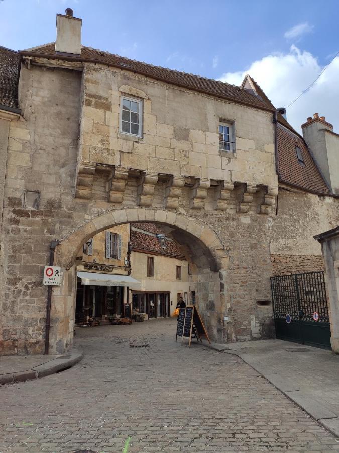 Locn'Roll Apartment Semur-en-Auxois Exterior photo